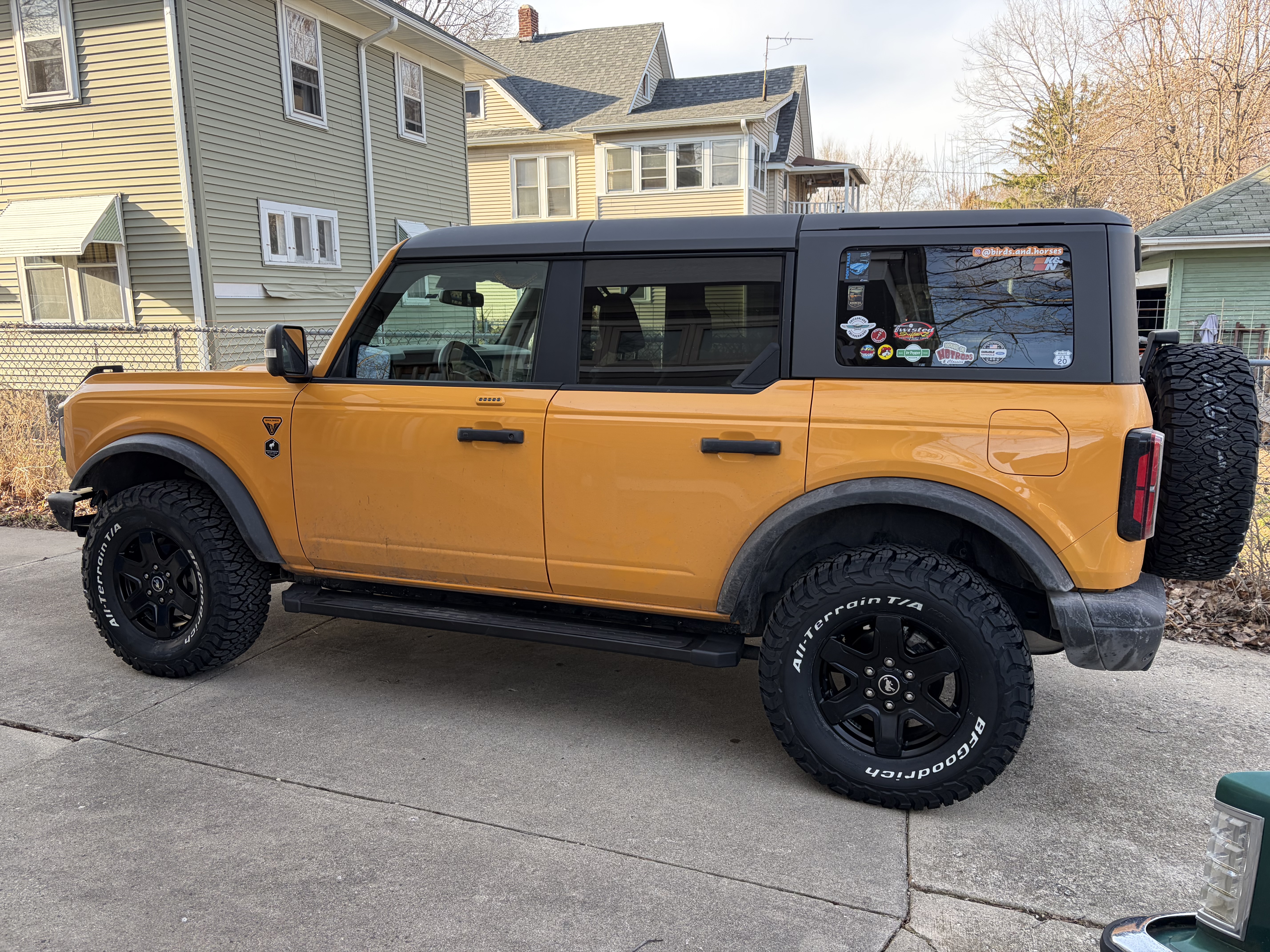 bronco side shot before mudflaps